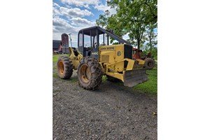 John Deere 440C  Skidder